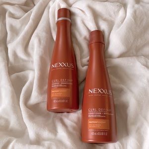 NEW! Nexxus Shampoo & Conditioner Set Curl Define